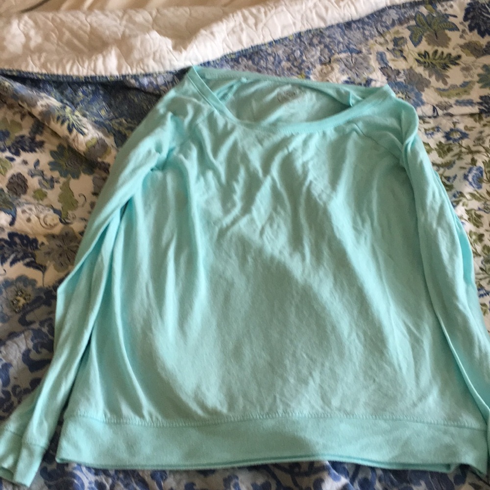 Long sleeve, mint green.